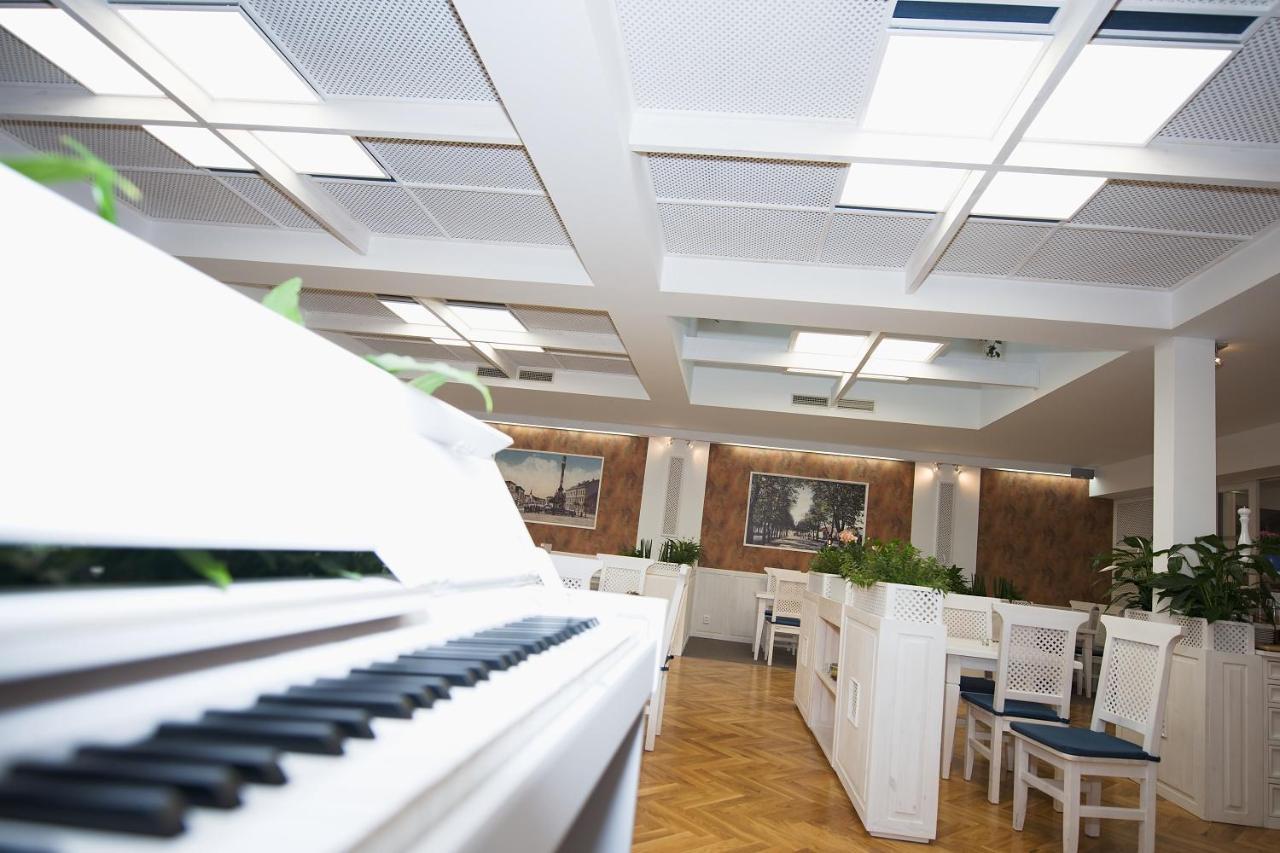 סביטאבי Hotel Slavia מראה חיצוני תמונה