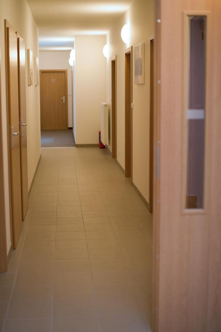 סביטאבי Hotel Slavia מראה חיצוני תמונה